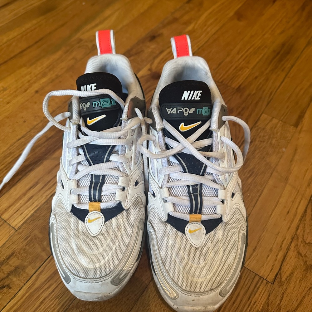 Nike air max. Gently worn.
